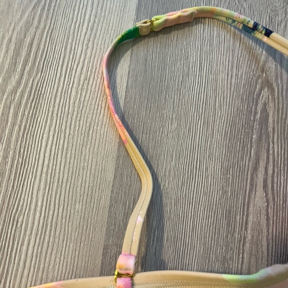 Victoria’s Secret angel multi-way convertible floral bikini top - Picture 4 of 16